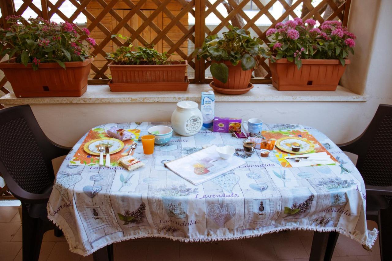 B&B Villa Susanna Civitavecchia Exteriör bild