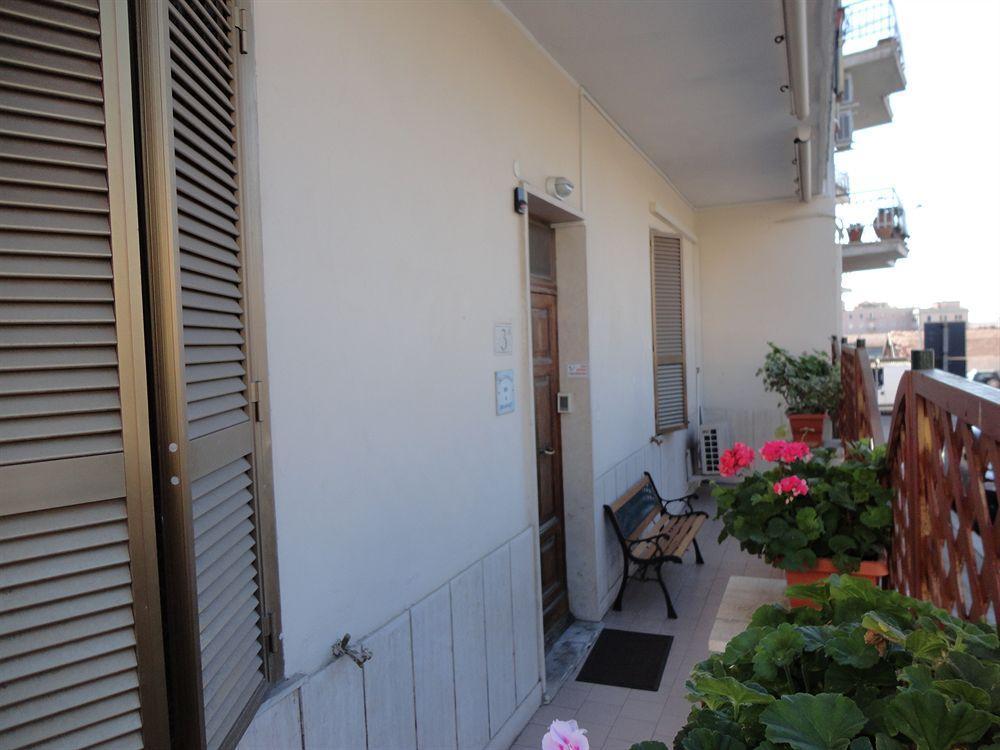 B&B Villa Susanna Civitavecchia Exteriör bild